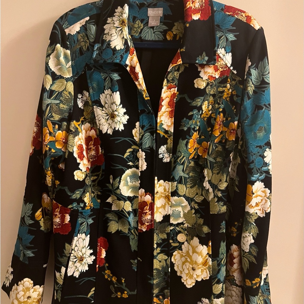 Chico's Multicolor Floral Blazer